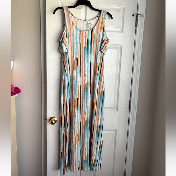 torrid Dresses & Skirts - torrid Cold-Shoulder Maxi Dress in Aqua, Peach & Brown Brushstroke NWT